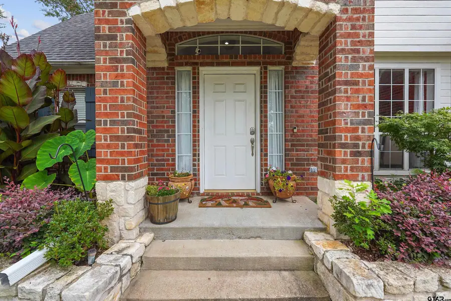 7614 Abbeywood Ct., Tyler, TX 75703 - Image #2