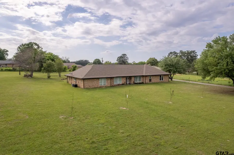 2201 Ridgley Drive, Flint, TX 75762 - Image #3