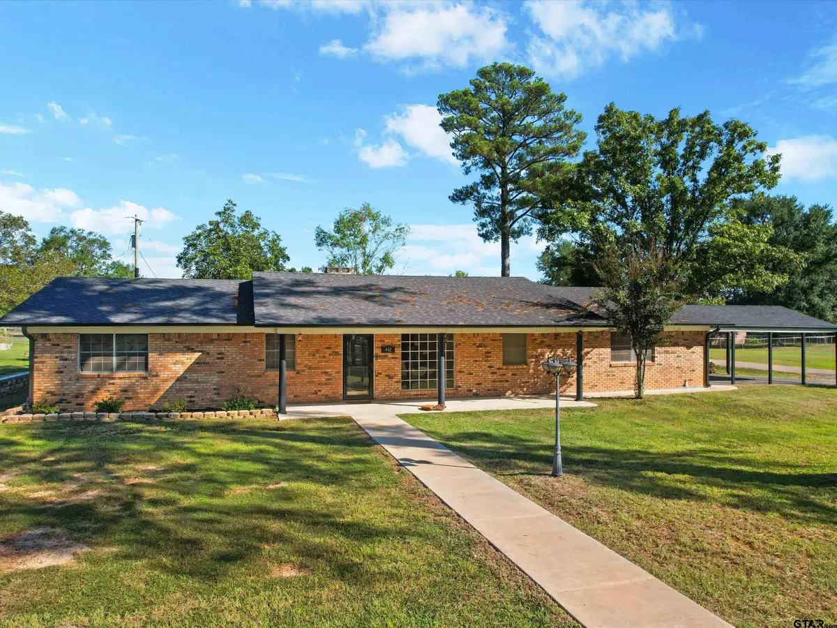 442 Golf Rd, Gilmer, TX 75645 - #1
