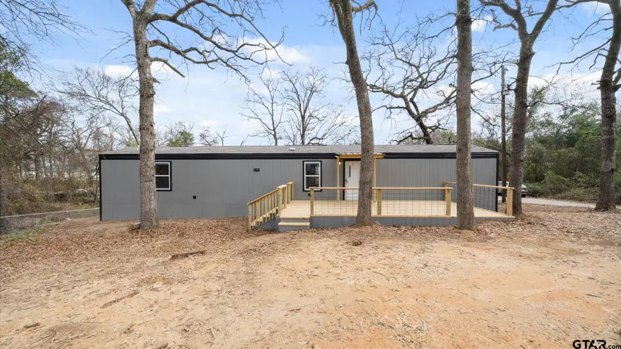 721 Queens Drive, Tool, TX 75143 - Image #2