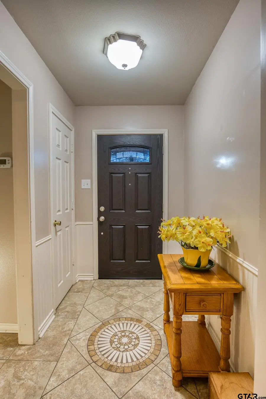 418 Chancellor Dr, Palestine, TX 75803 - Image #2