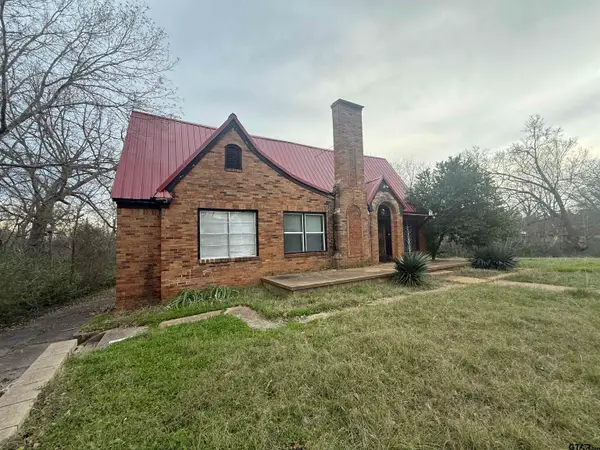 407 Gay Ave, Palestine, TX 75801