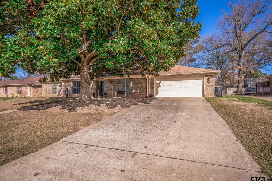 303 Wain Dr, Longview, TX 75604 - Image #2