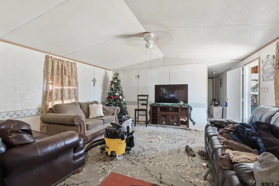 1122 County Road 2381 S, Winnsboro, TX 75494 - Image #3