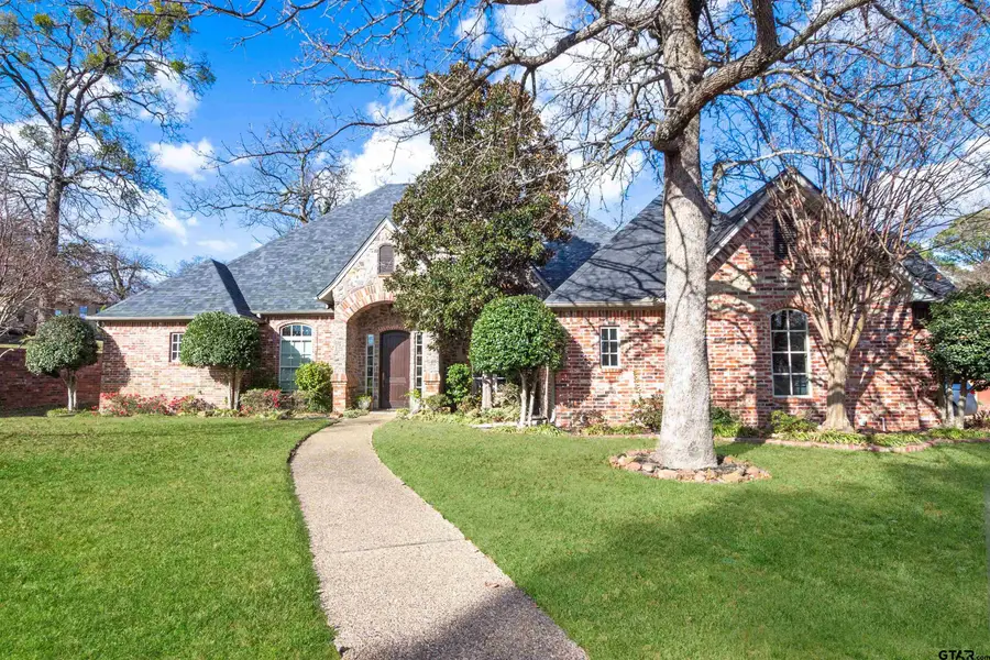 2111 Holly Hill Dr, Tyler, TX 75703 - Image #3