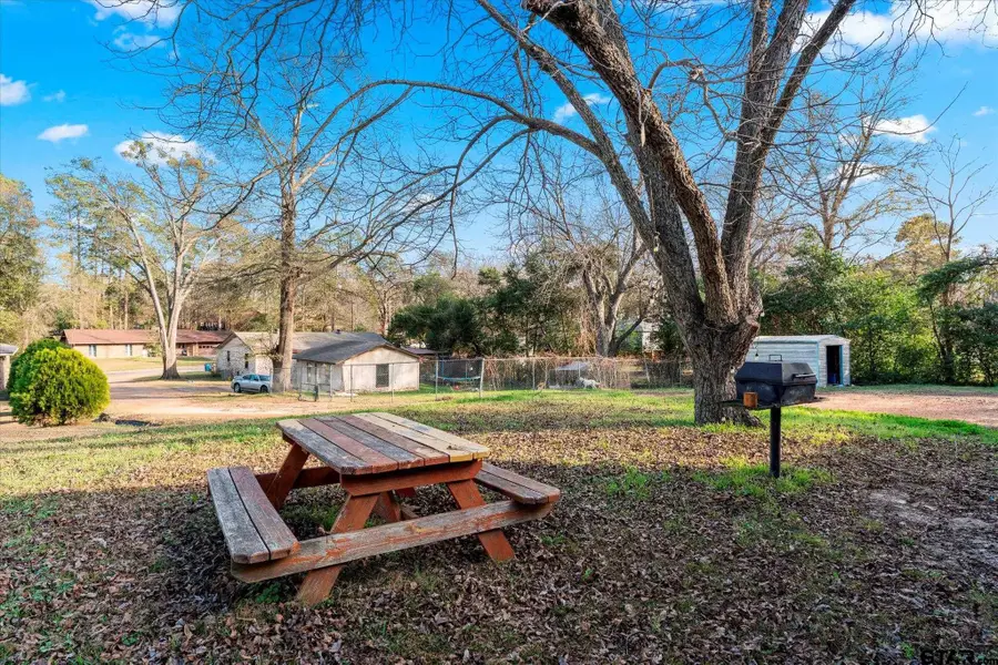 1108 Merritt Ave, Mount Pleasant, TX 75455 - Image #3