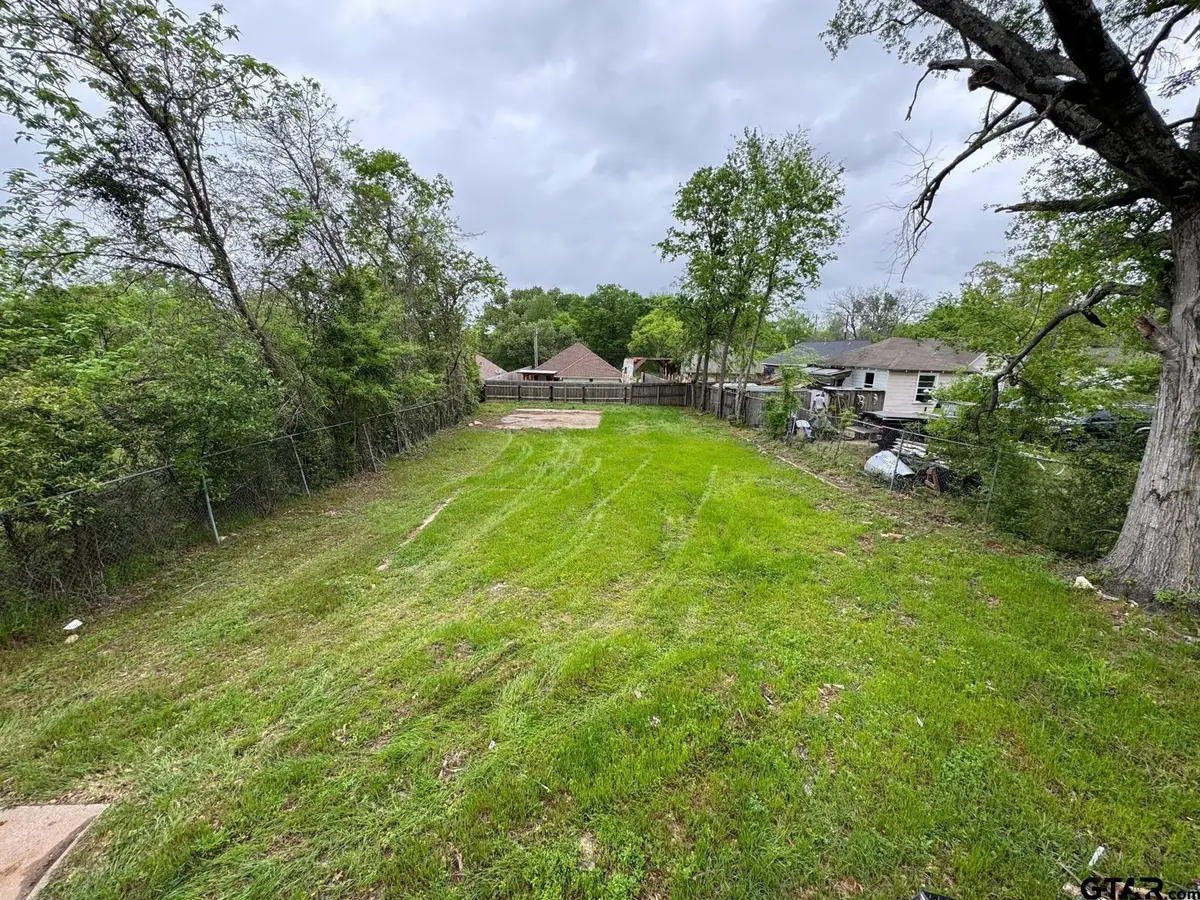 1309 EMMA, Tyler, TX 75701 - #1