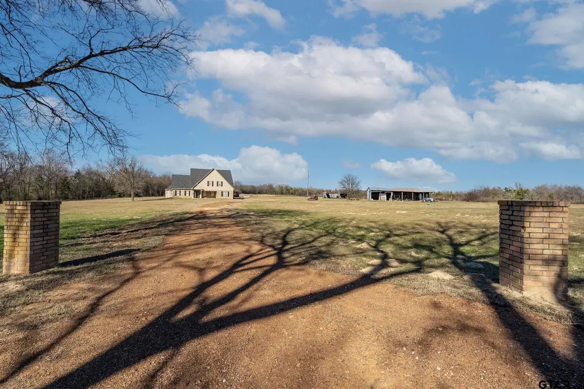 380 County Road 2470, Mount Pleasant, TX 75455 - Image #1