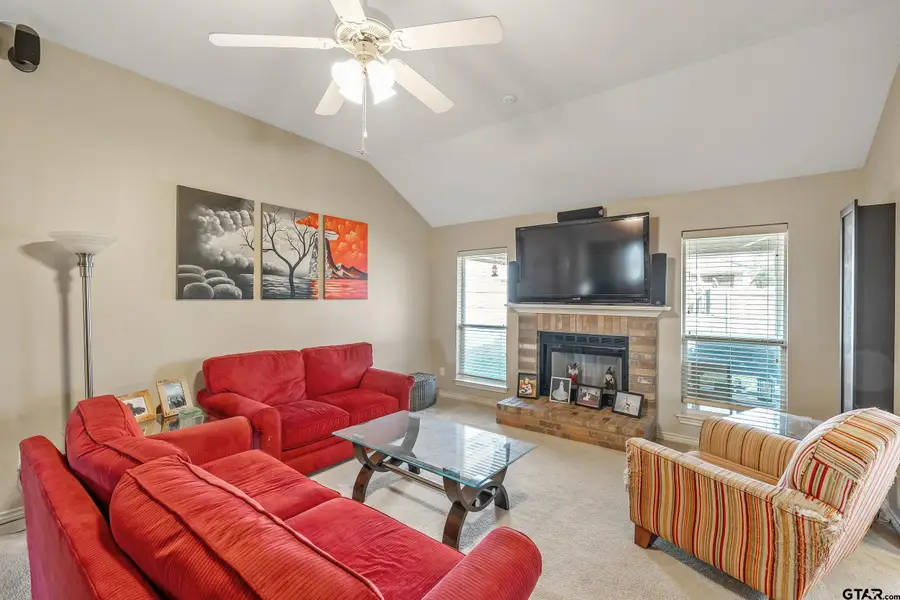 20081 Bluegrass Circle, Flint, TX 75762 - Image #3