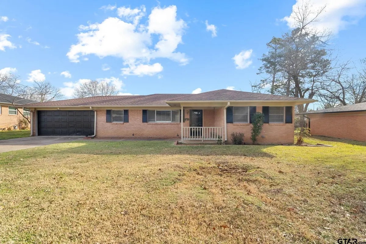 2304 Crestwood, Tyler, TX 75701 - #1