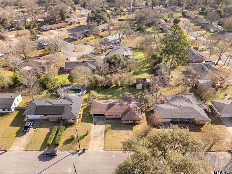 2304 Crestwood, Tyler, TX 75701 - #3