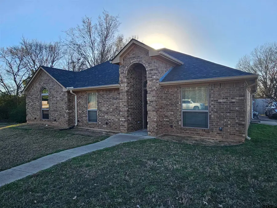 104 Kenswick, Henderson, TX 75652 - #2