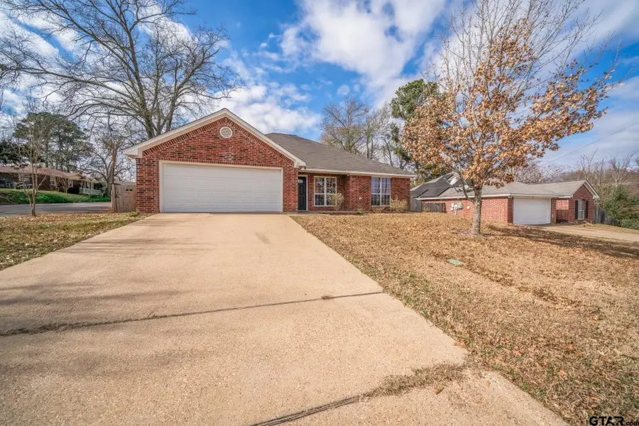 123 S Palmer Ave, Tyler, TX 75702 - Image #2