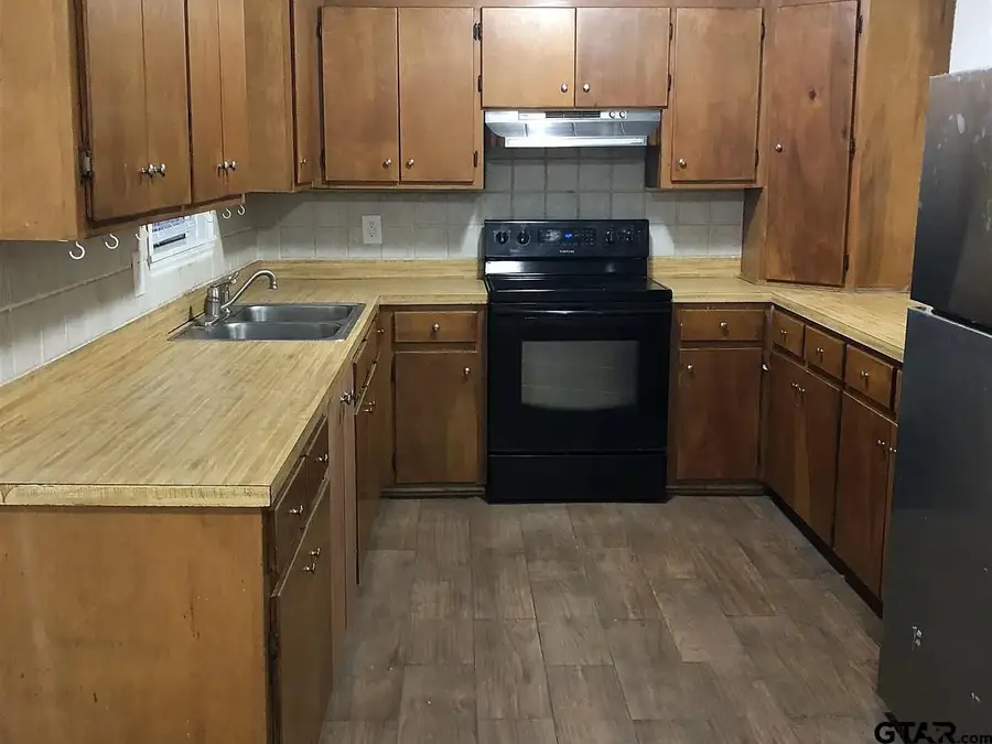 2106 Magnolia Drive, Tyler, TX 75701 - Image #3