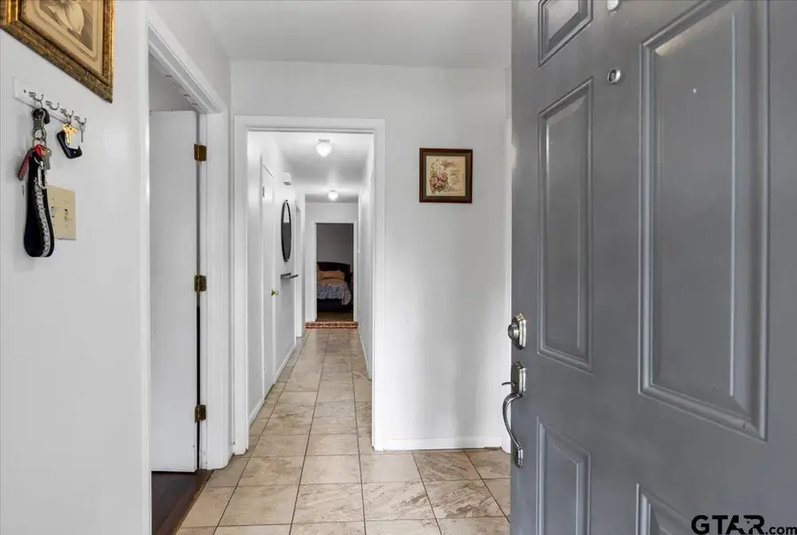 2631 Amy Ln, Tyler, TX 75701 - Image #3