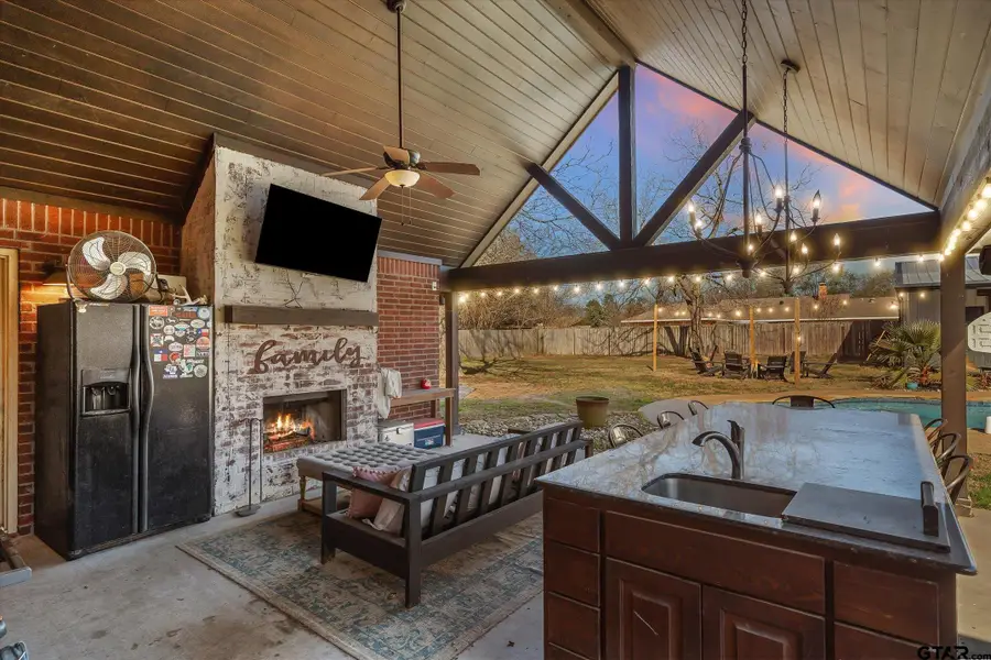 128 Colorado, Van, TX 75790 - #3