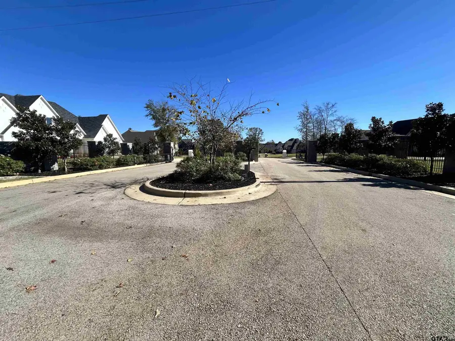 1552 Stafford Drive, Tyler, TX 75703 - Image #2