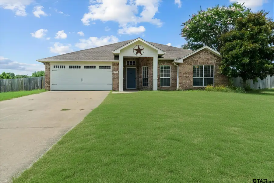833 Greenwood Circle, Lindale, TX 75771 - Image #2