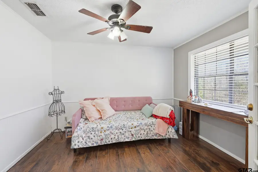 1409 Bassett Rd, Palestine, TX 75803 - Image #3