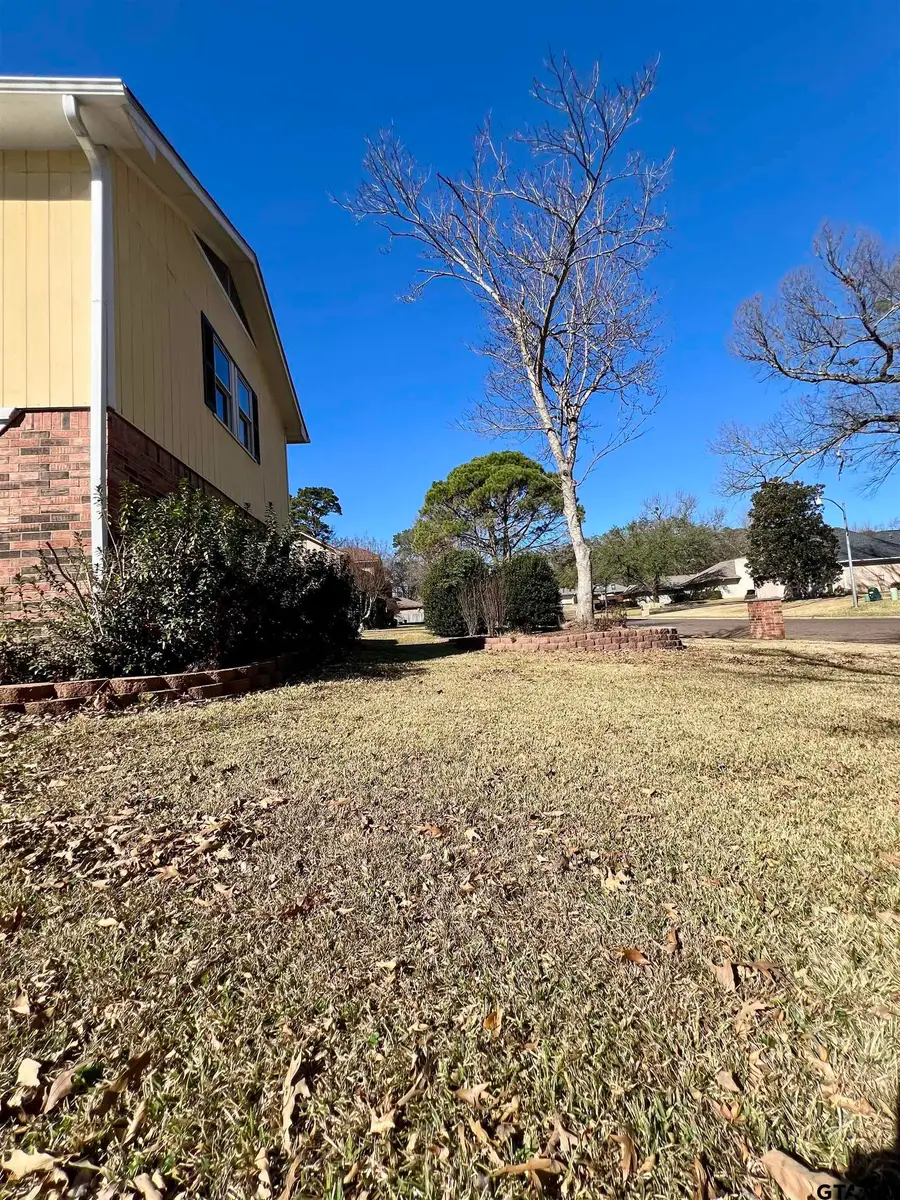 1416 Lazy Ln., Longview, TX 75604 - Image #3