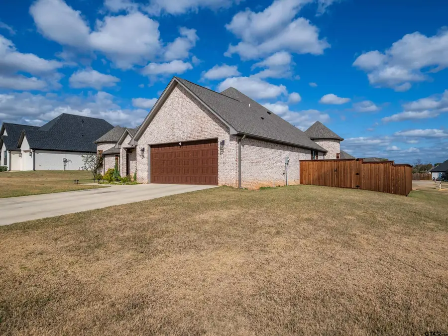 222 Serenity Dr., Bullard, TX 75757 - #3