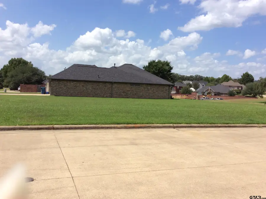 101 St. Andrews, Mount Pleasant, TX 75455 - #3