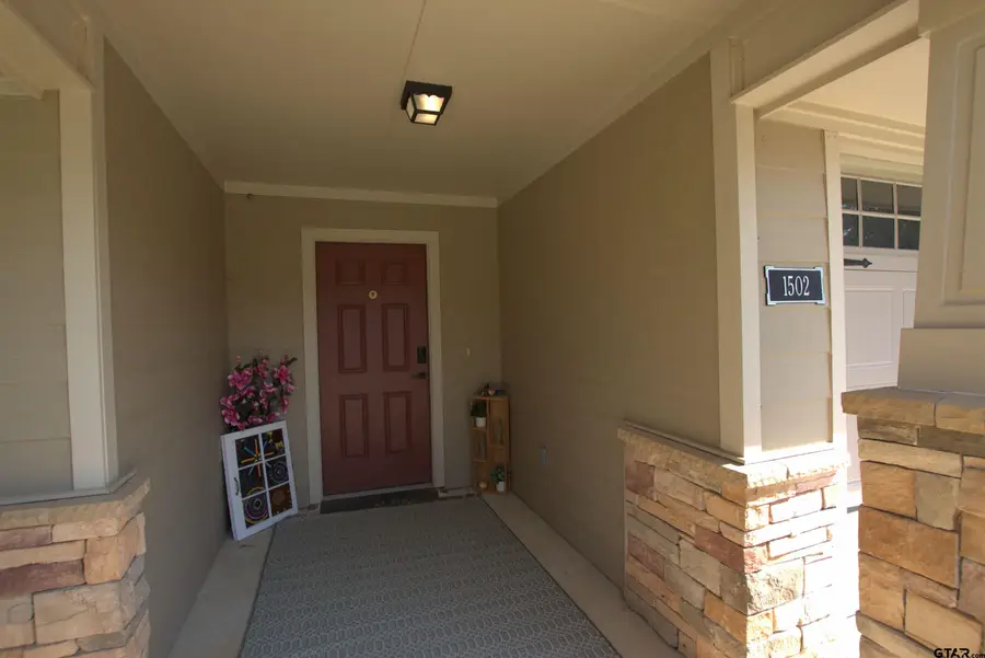 421 W Cumberland Rd #1502, Tyler, TX 75703 - Image #2