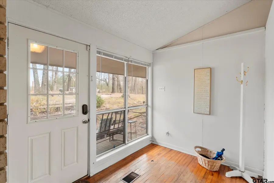 106 Lively, Mount Pleasant, TX 75455 - #3