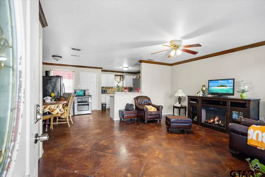 15389 Oaks West Dr, Tyler, TX 75704 - Image #3