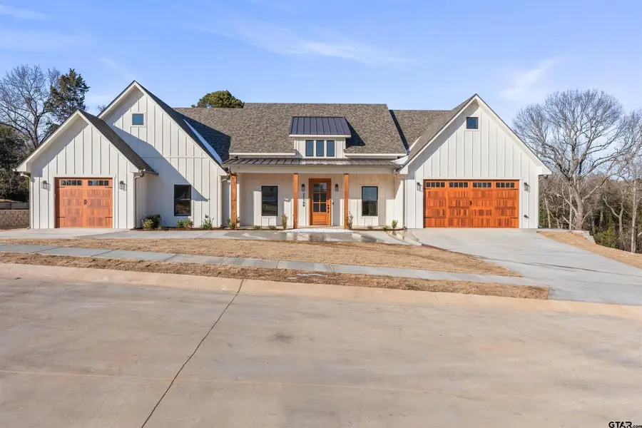 17180 Woodcrest Circle, Lindale, TX 75771 - Image #2