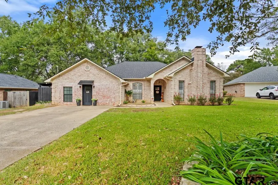 3108 Williamsburg Cir, Tyler, TX 75701 - Image #2