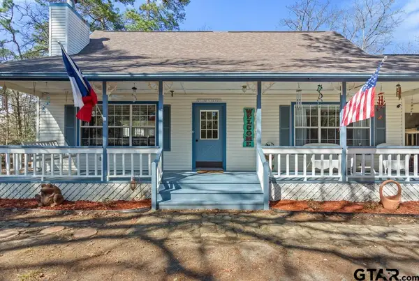 435 Wildwood Trl, Holly Lake Ranch, TX 75765