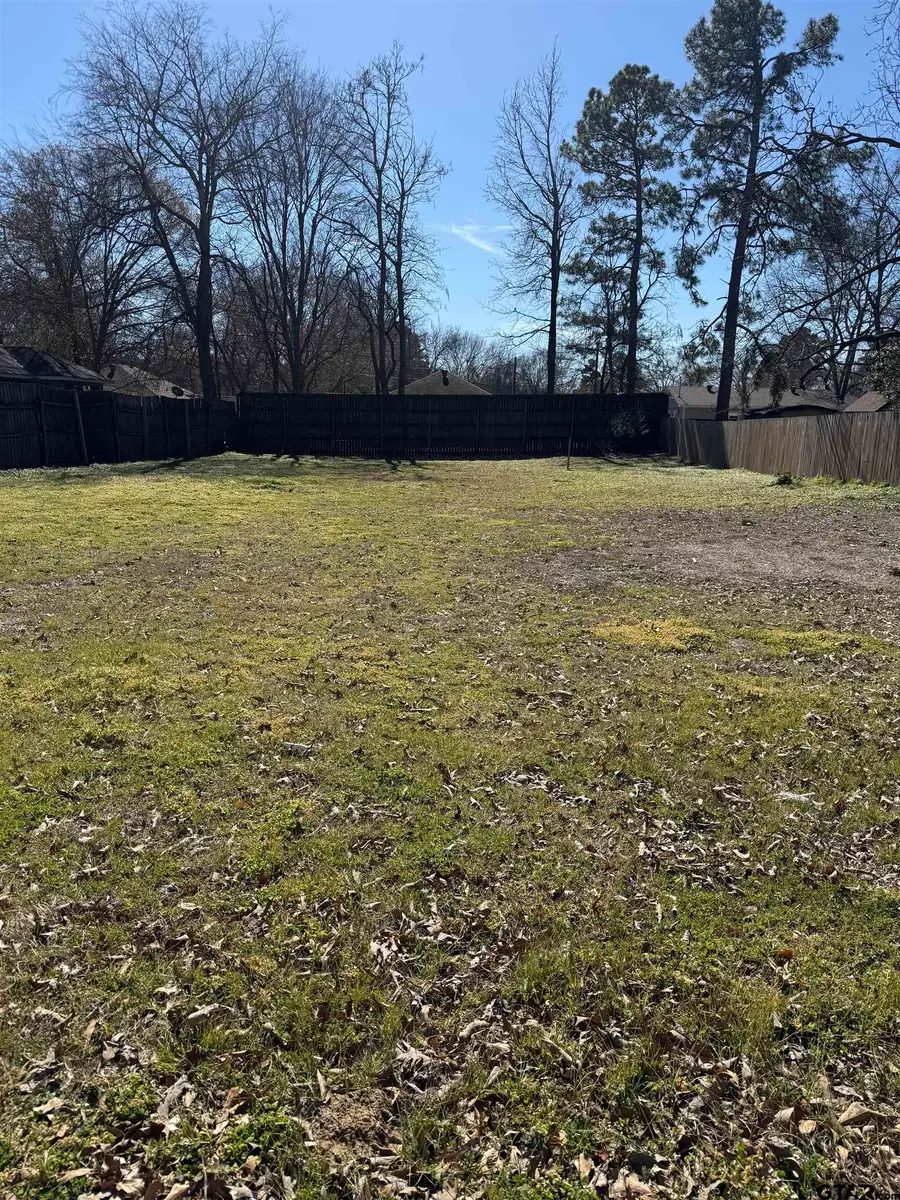 216 W Bonnie, Lindale, TX 75771 - #2