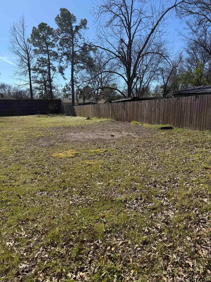 216 W Bonnie, Lindale, TX 75771 - #3