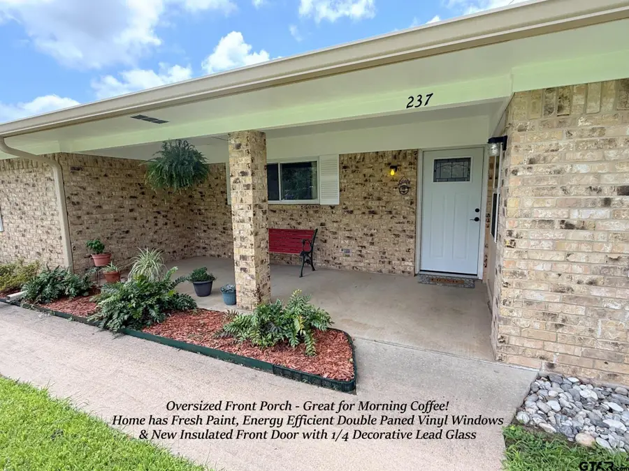 237 Oregon St., Van, TX 75790 - #3