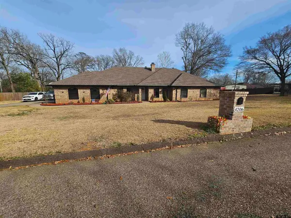 2406 ERIC LANE, Longview, TX 75605