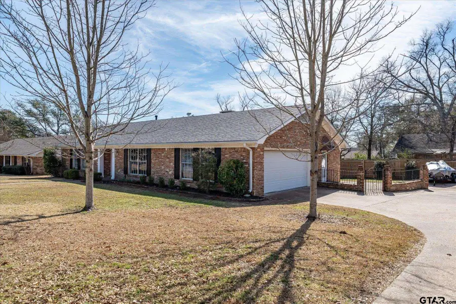 1921 Sterling Dr., Tyler, TX 75701 - #2