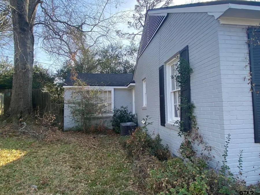 1 Wanda Court, Marshall, TX 75670 - #3