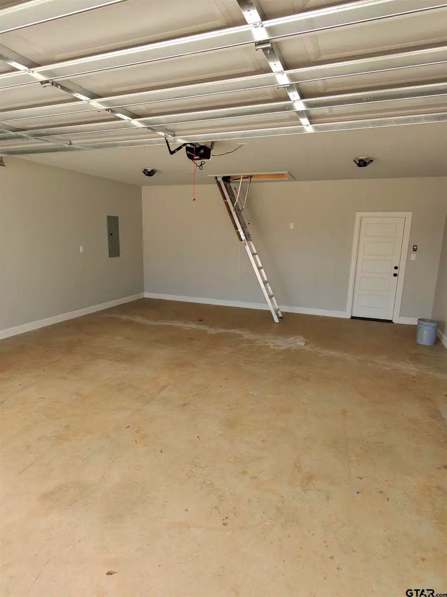 904 Alex Dr, Whitehouse, TX 75791 - #3