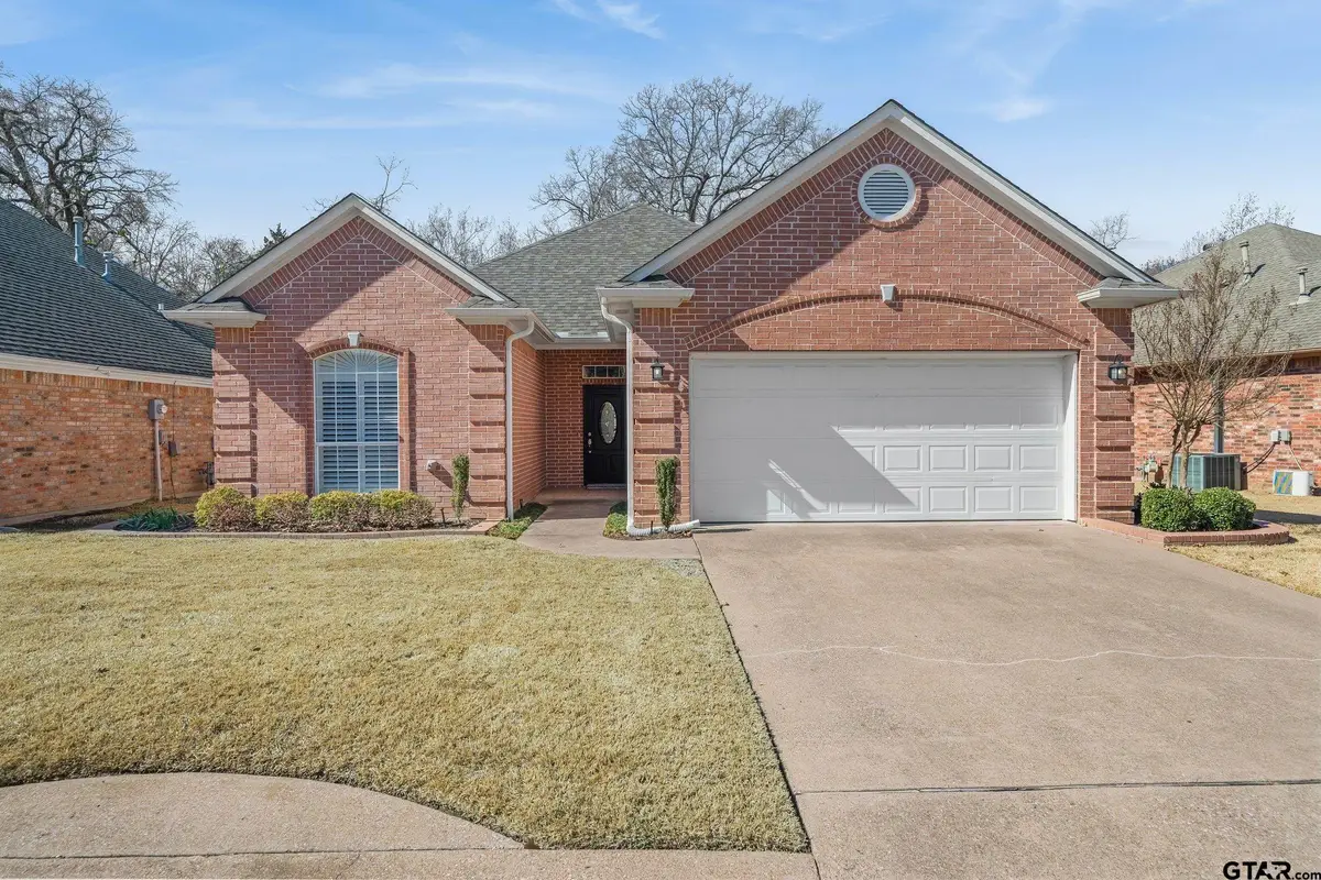 5608 Hollybrook Dr, Tyler, TX 75703 - #1