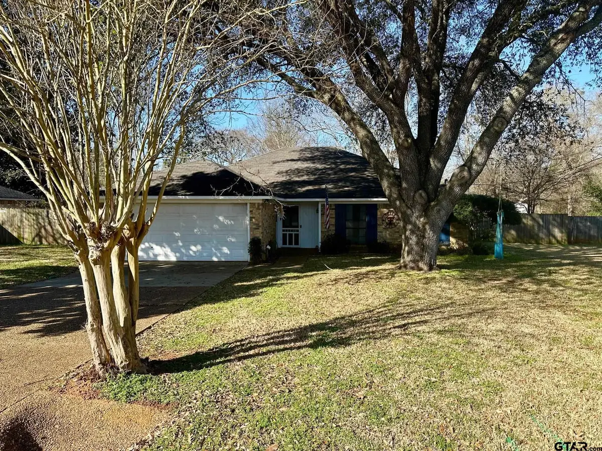 708 Quail Ln, Whitehouse, TX 75791 - #1