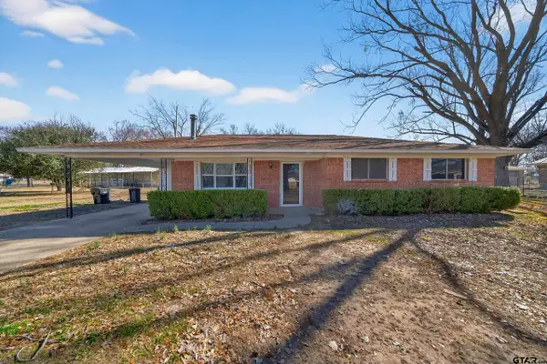 620 N Ravine St, Emory, TX 75440