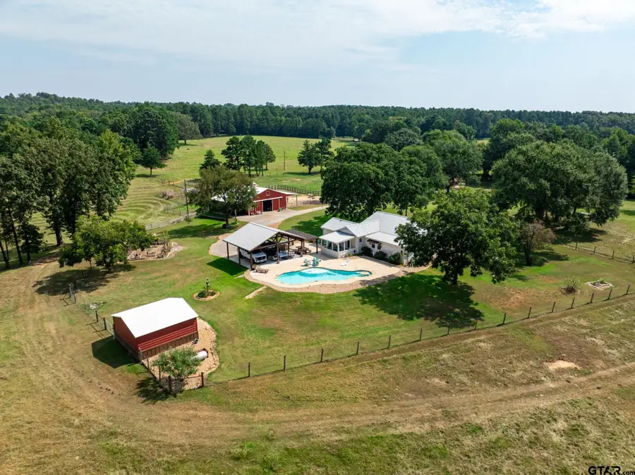 5624 E FM 323, Palestine, TX 75801 - #2