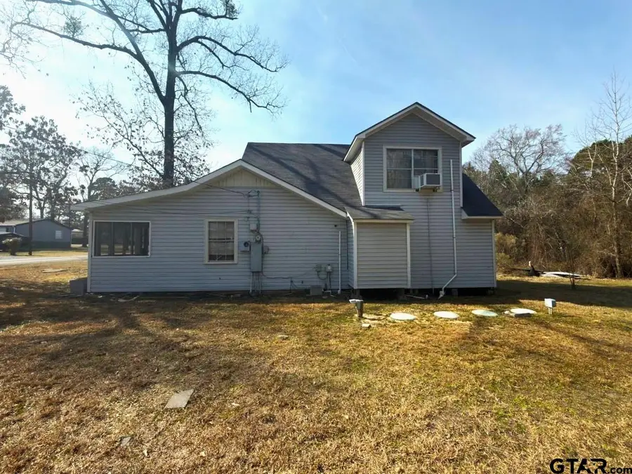 20369 Parkside Dr, Chandler, TX 75758 - #2