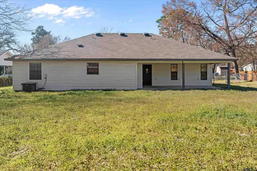 400 Baker Street, Lindale, TX 75771 - #3