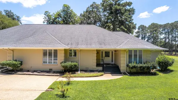 143 Williamsburg Ln, Bullard, TX 75757