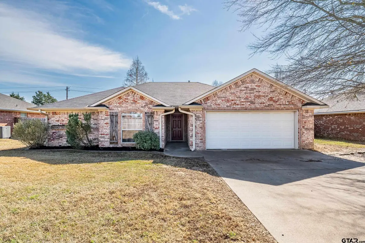 19541 Running West Dr, Flint, TX 75762 - #1