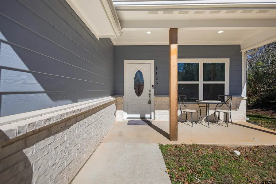 1126 E Oakwood St, Tyler, TX 75702 - #3