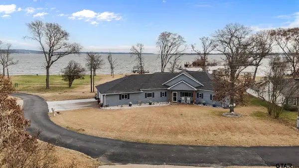 21850 South Shore Drive, Chandler, TX 75758