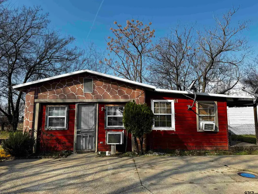 108 S Ellis Ave, Mount Pleasant, TX 75455 - #2